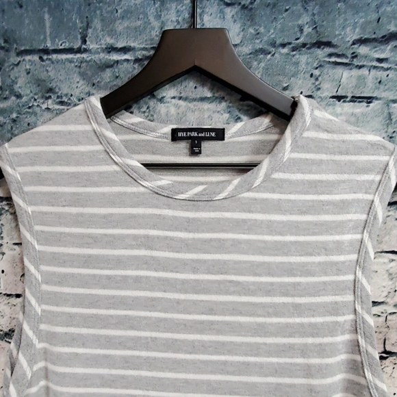 Hye Park and Lune | Dylan Gray and White Tank Top - Picture 3 of 8